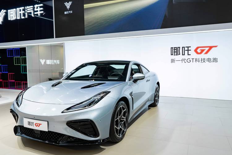 广州花都区清景广企业管理咨询哪吒汽车在智能汽车领域的表现，领途汽车在新能源汽车市场中的影响力