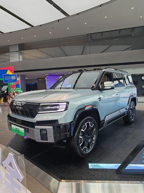 广州花都区清景广企业管理咨询比亚迪方程豹硬派越野的爆款，英菲尼迪35周年与你共成长